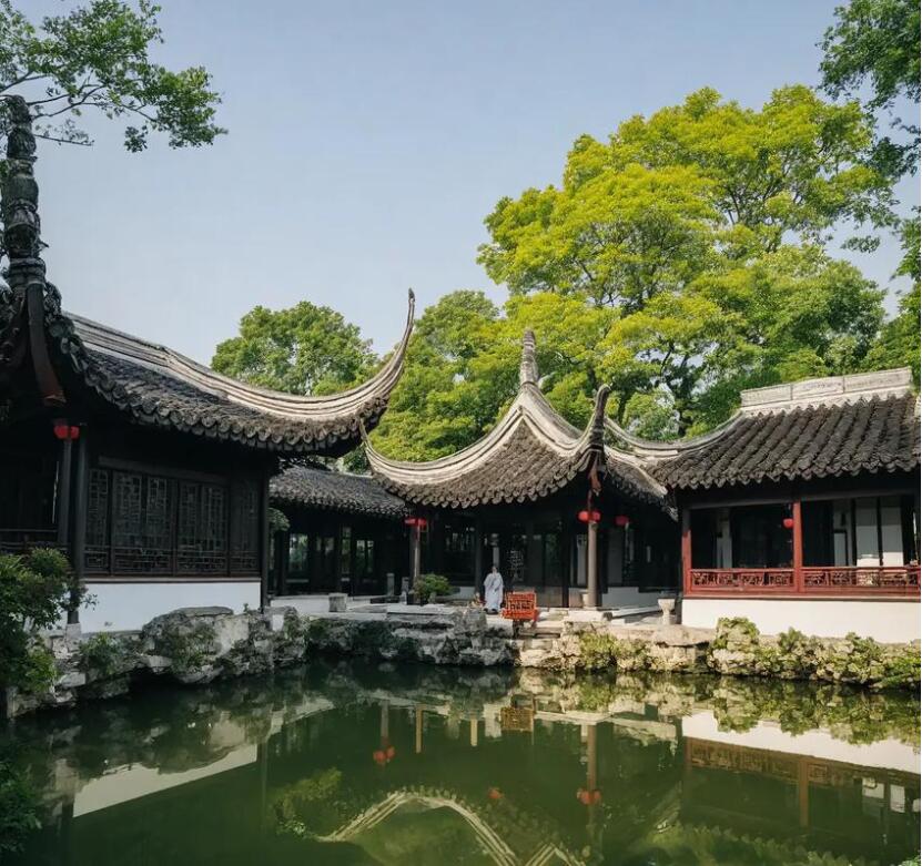 乌兰浩特疯子土建有限公司